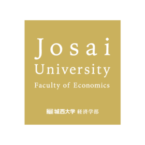 城西大学 様 パンフレット制作実績：城西大学のキャンパスライフ：笑顔があふれる学生たちの写真